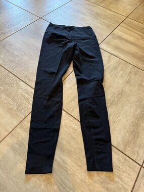 Title: Tavi Noir x Pure Barre Circle P Black Leggings Size Large